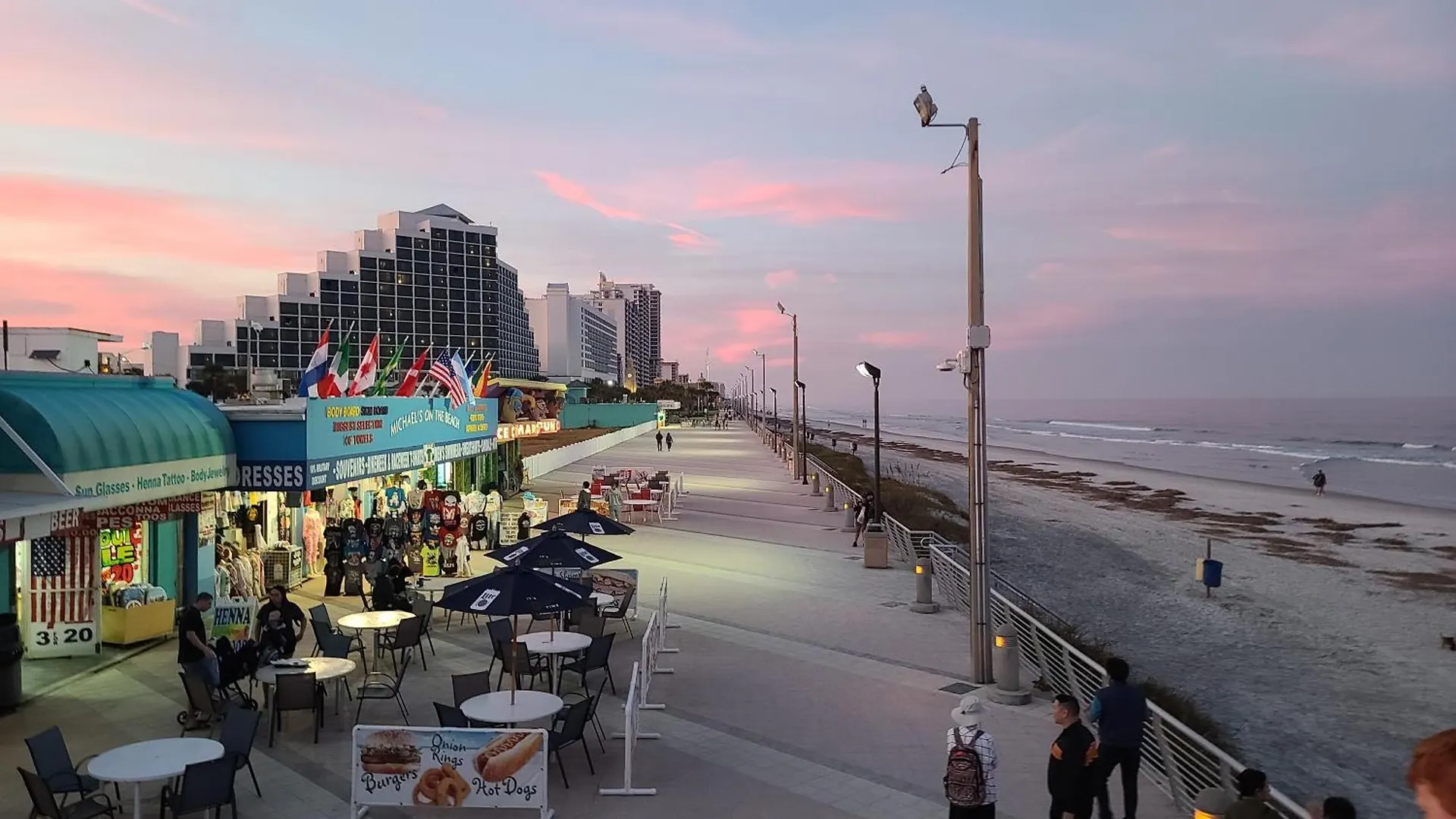 Holiday home Seaside Splendor! 1Br Oasis With Private Oceanfront Balcony At Wyndham Oceanwalk Villa Daytona Beach