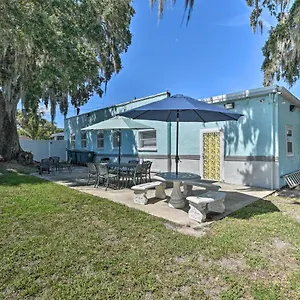 Serene Daytona House With Private Yard! Holiday home
